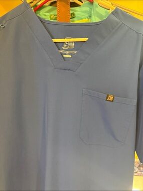 Men's Short Sleeve V-Neck Tee in Steel Blue
